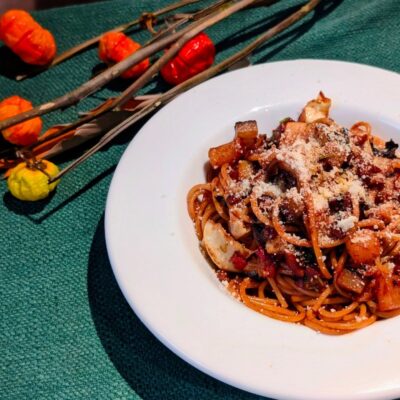 大根とキャベツのラグーパスタ 賄いです 10月25日〜28日はお休…