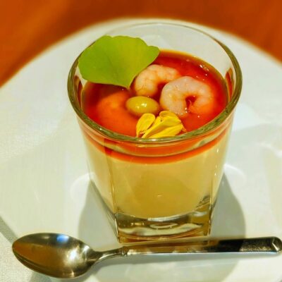 〈銀杏のフラン〉 プリンのようにも見えますが実は中身は茶碗蒸…