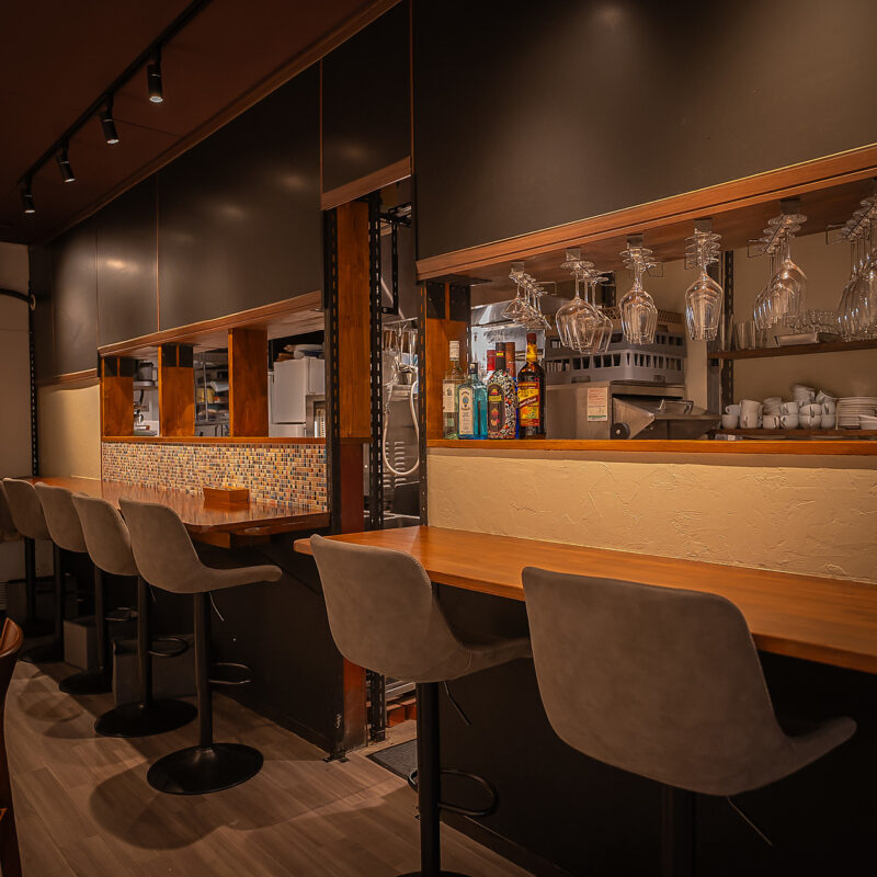 COUNTER SEAT